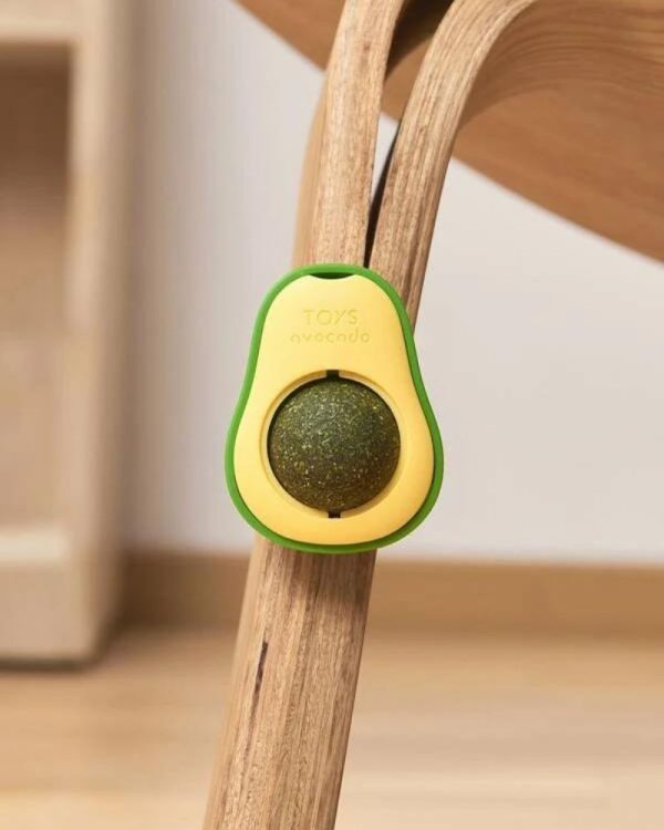 Jucarie pisica sfera catnip in suport adeziv tip avocado syggy 2