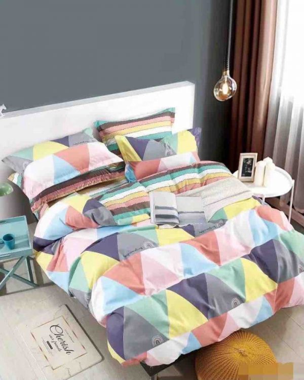 Lenjerie 4 piese din bumbac finet model geometric multicolor