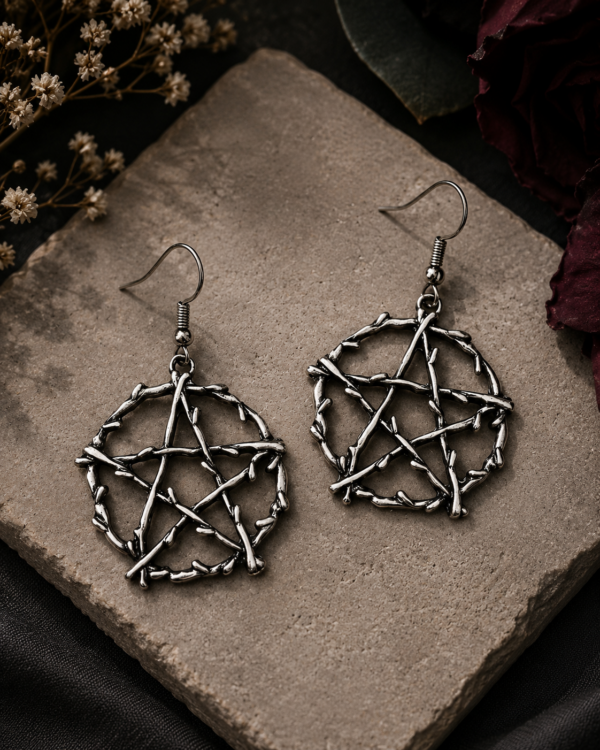cercei-pentagrama-model-gothic.jpg