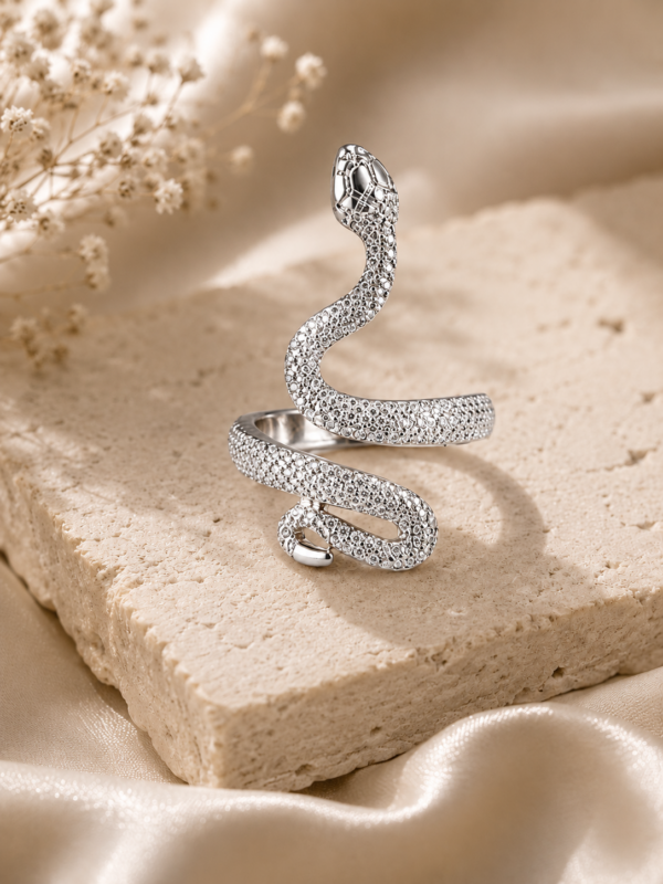 inel-snake-ajustabil-argintiu-model-sarpe.jpg