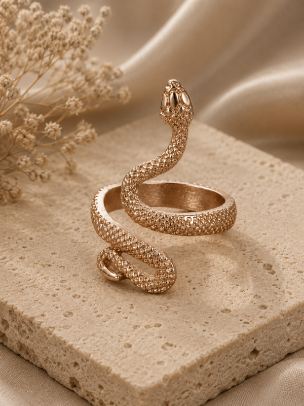 inel-snake-auriu-sarpe-ajustabil.jpg