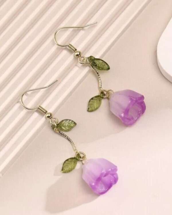 Cercei Rose Floare Mov, 5.7 cm – Elegant și Feminin