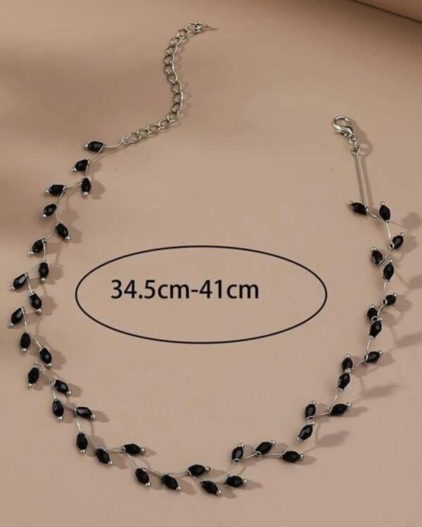 Colier Zig Zag Chocker Argintiu cu Biluțe Negre