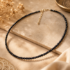 Choker Negru cu Pietre Strălucitoare – Colier Elegant Minimalist